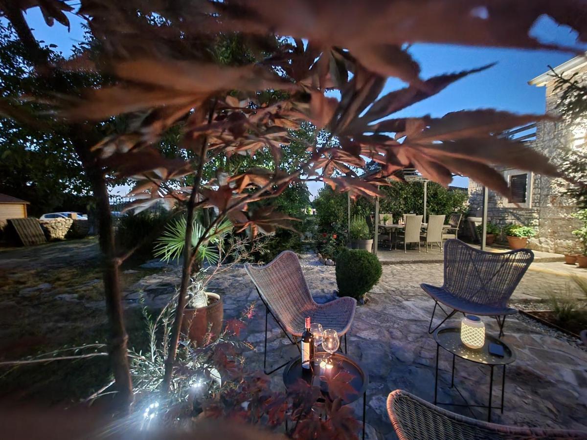 Вілла Stonehouse Ana With Jacuzzi Rovinj-Krmed Екстер'єр фото