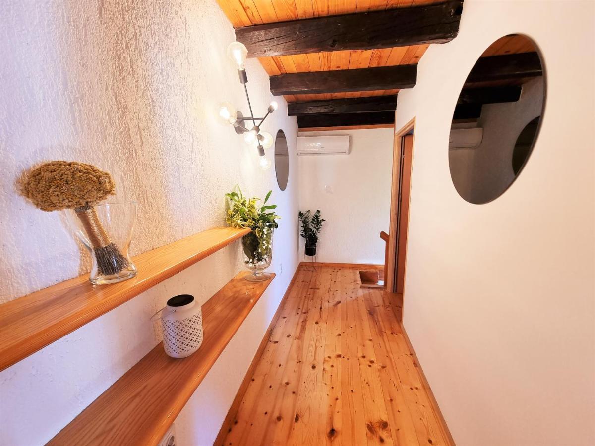 Вілла Stonehouse Ana With Jacuzzi Rovinj-Krmed Екстер'єр фото